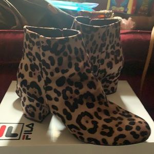 Hey Ladies..These” RetroLeopard” Ankle Boots Are The Bomb!